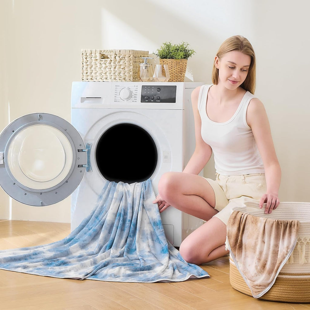Arc-Chill Cooling Throw Blanket – Lightweight Q-Max 0.45 Cooling Fiber Blanket for Hot Sleepers